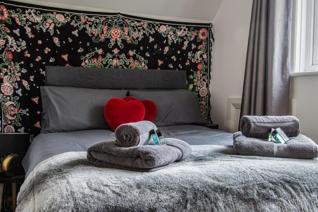 Luxury Central Bmth House With Hot Tub. Stunning! 본머스 외부 사진
